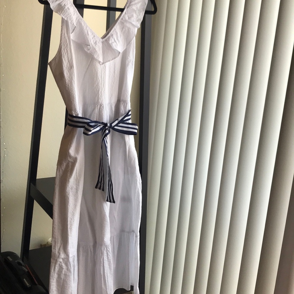 Vineyard vines white dress